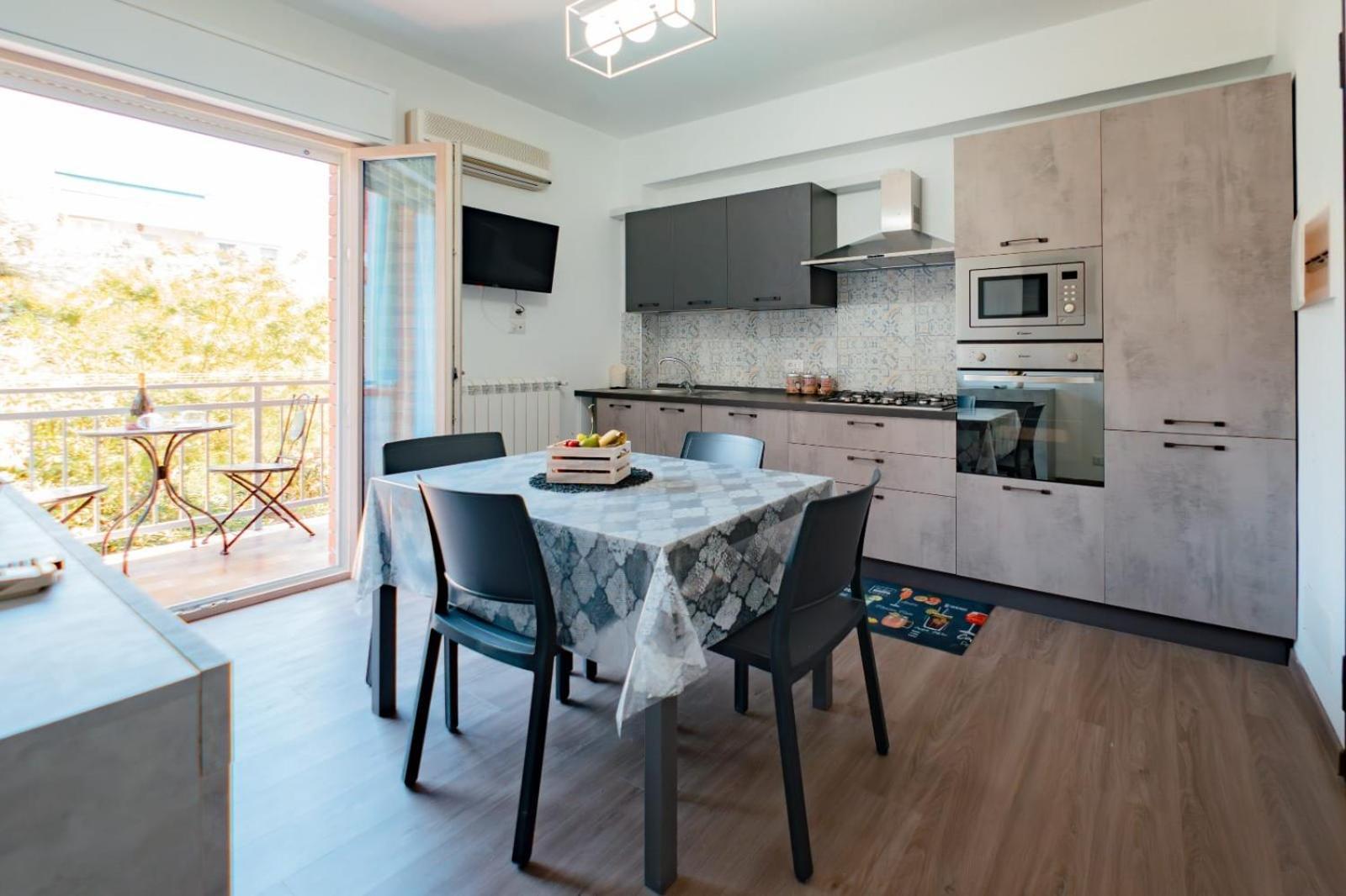 Guest House צ'פאלו מראה חיצוני תמונה